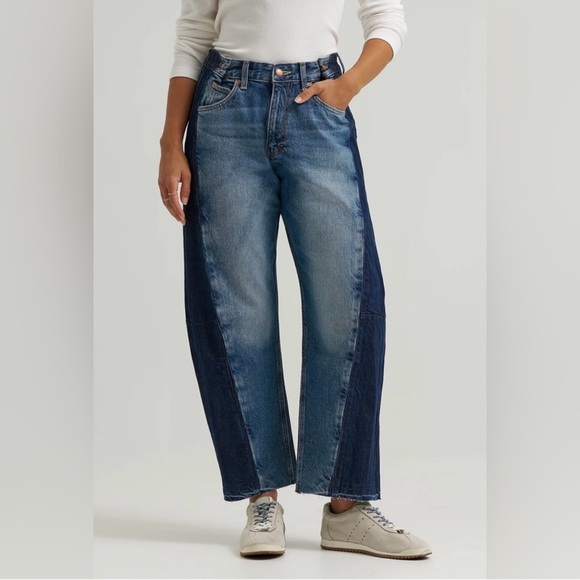 NWT! LEE ADJUSTABLE LOW SLUNG BARREL RIDER JEAN in Blissful Blue size 28 - Picture 4 of 10